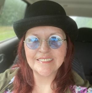 Meet your Posher, Mandy